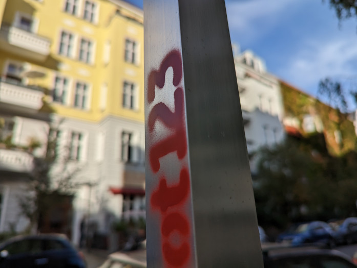 Das Pixel 7 Pro hat eine wesentlich bessere natürlich Unschärfe. (Bild: Tobias Költzsch/Golem.de)